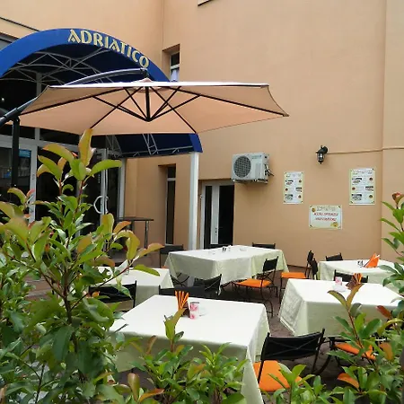 Adriatico Hotel Dumbravita (Timis)